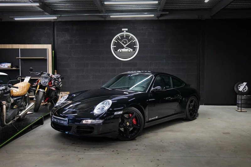 Porsche 911 présenté par Time To Drive